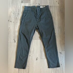 Novemb3r Delay Chino Capris size 26*